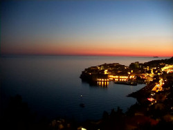 Staré město, přístav