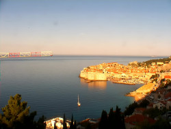 Staré město, přístav