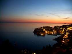 Staré město, přístav