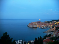 Staré město, přístav