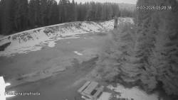 Protržená přehrada