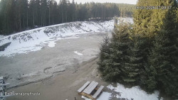 Protržená přehrada