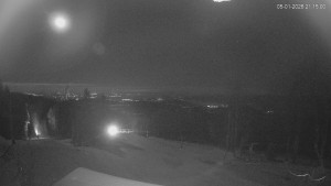 Ski areál Alšovka - Měděnec - Horní část sjezdovek - 5.1.2026 v 21:15 Ski areál Alšovka - Měděnec - Horní část sjezdovek - 5.1.2026 v 21:15