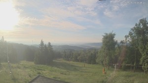 Ski areál Alšovka - Měděnec - Horní část sjezdovek - 16.6.2026 v 06:45 Ski areál Alšovka - Měděnec - Horní část sjezdovek - 16.6.2026 v 06:45