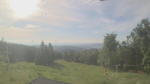Ski areál Alšovka - Měděnec - Horní část sjezdovek - 16.6.2026 v 07:45 Ski areál Alšovka - Měděnec - Horní část sjezdovek - 16.6.2026 v 07:45