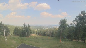 Skiareál Alšovka – Měděnec - Górna część tras narciarskich - 24.6.2026 v 15:45 Skiareál Alšovka – Měděnec - Górna część tras narciarskich - 24.6.2026 v 15:45