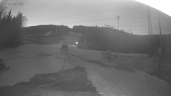 Sjezdovka K Snowparku