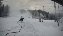 Sjezdovka K Snowparku