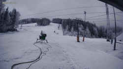 Sjezdovka K Snowparku