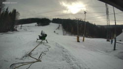 Sjezdovka K Snowparku