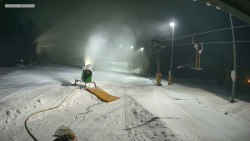 Sjezdovka K Snowparku