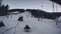 Sjezdovka K Snowparku