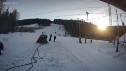 Sjezdovka K Snowparku