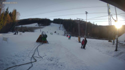 Sjezdovka K Snowparku