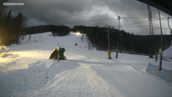 Sjezdovka K Snowparku