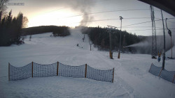 Sjezdovka K Snowparku