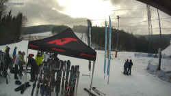 Sjezdovka K Snowparku