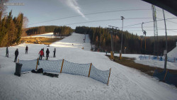 Sjezdovka K Snowparku