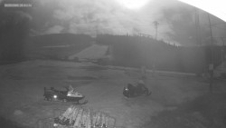 Sjezdovka K Snowparku