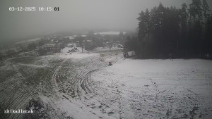 Lyžařský areál Kadlečák - Sjezdovka - 3.12.2025 v 10:15 Lyžařský areál Kadlečák - Sjezdovka - 3.12.2025 v 10:15