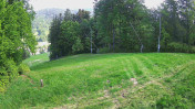 Prostřední část sjezdovky a snowpark