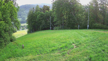 Prostřední část sjezdovky a snowpark