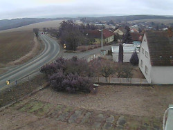 Vjezd do obce ze severu