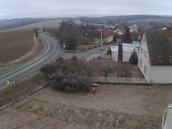 Vjezd do obce ze severu