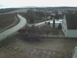 Vjezd do obce ze severu