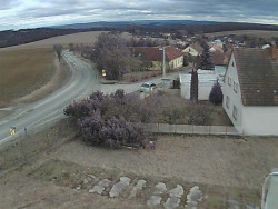 Vjezd do obce ze severu