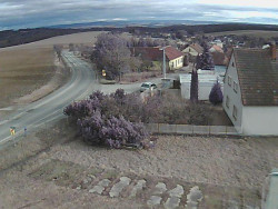 Vjezd do obce ze severu