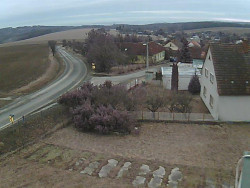 Vjezd do obce ze severu