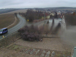 Vjezd do obce ze severu