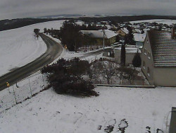 Vjezd do obce ze severu