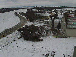 Vjezd do obce ze severu