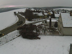 Vjezd do obce ze severu