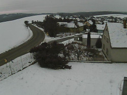 Vjezd do obce ze severu