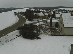 Vjezd do obce ze severu