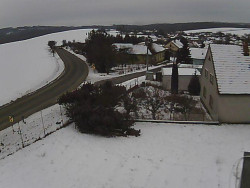 Vjezd do obce ze severu