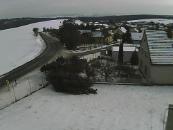 Vjezd do obce ze severu