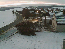 Vjezd do obce ze severu