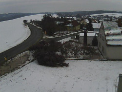 Vjezd do obce ze severu