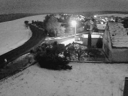 Vjezd do obce ze severu