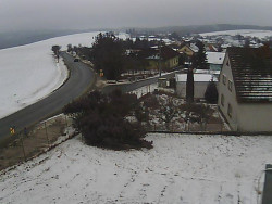 Vjezd do obce ze severu