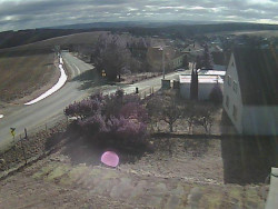 Vjezd do obce ze severu