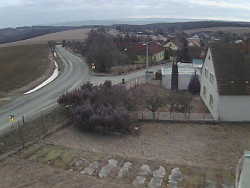 Vjezd do obce ze severu