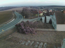 Vjezd do obce ze severu