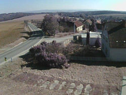 Vjezd do obce ze severu