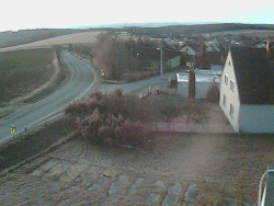 Vjezd do obce ze severu