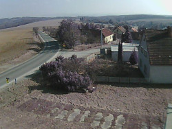 Vjezd do obce ze severu